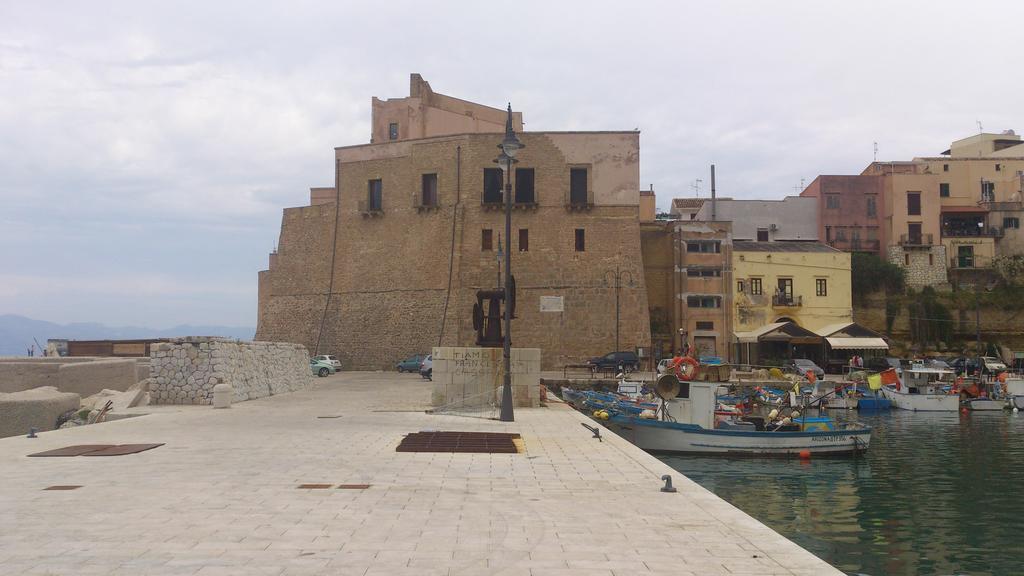 Aziyz Camere Castellammare del Golfo Exterior foto